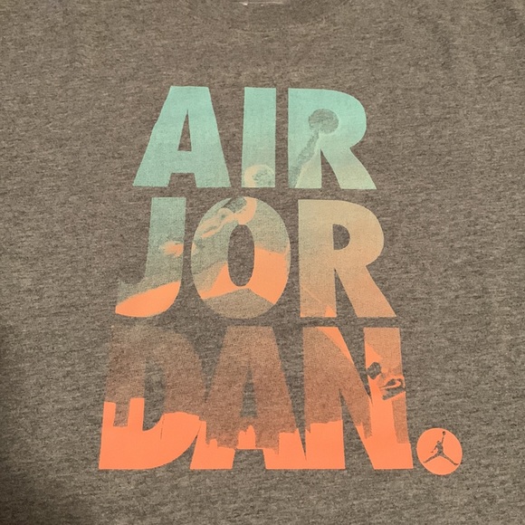 Nike - Air Jordan Nwot nice weather print S/S tee - Size Large - Picture 2 of 4